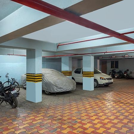Treebo Trend Grand Plaza Nampally Hyderabad Exterior photo