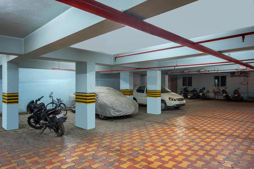 Treebo Trend Grand Plaza Nampally Hyderabad Exterior photo